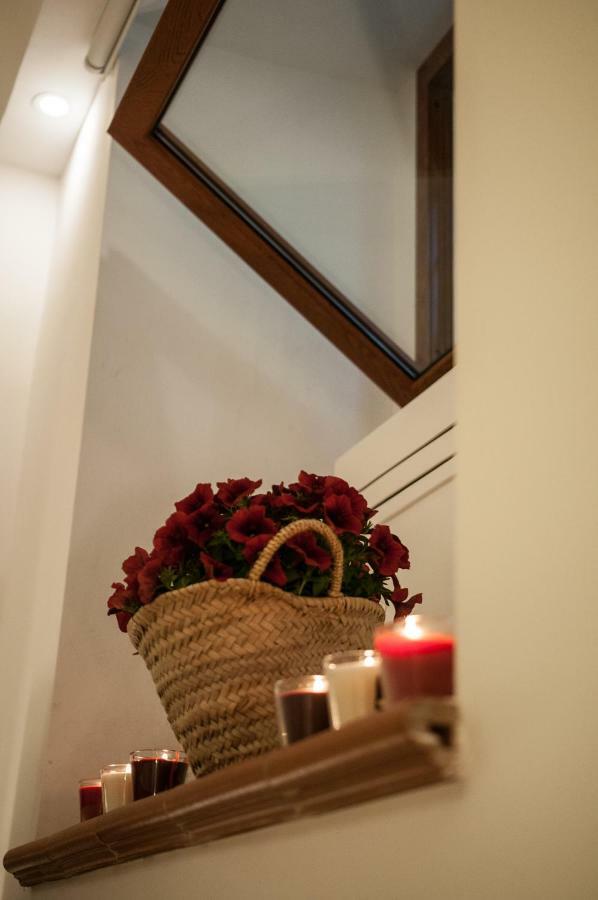 Domus Sanfelice Suite Napoli Bagian luar foto