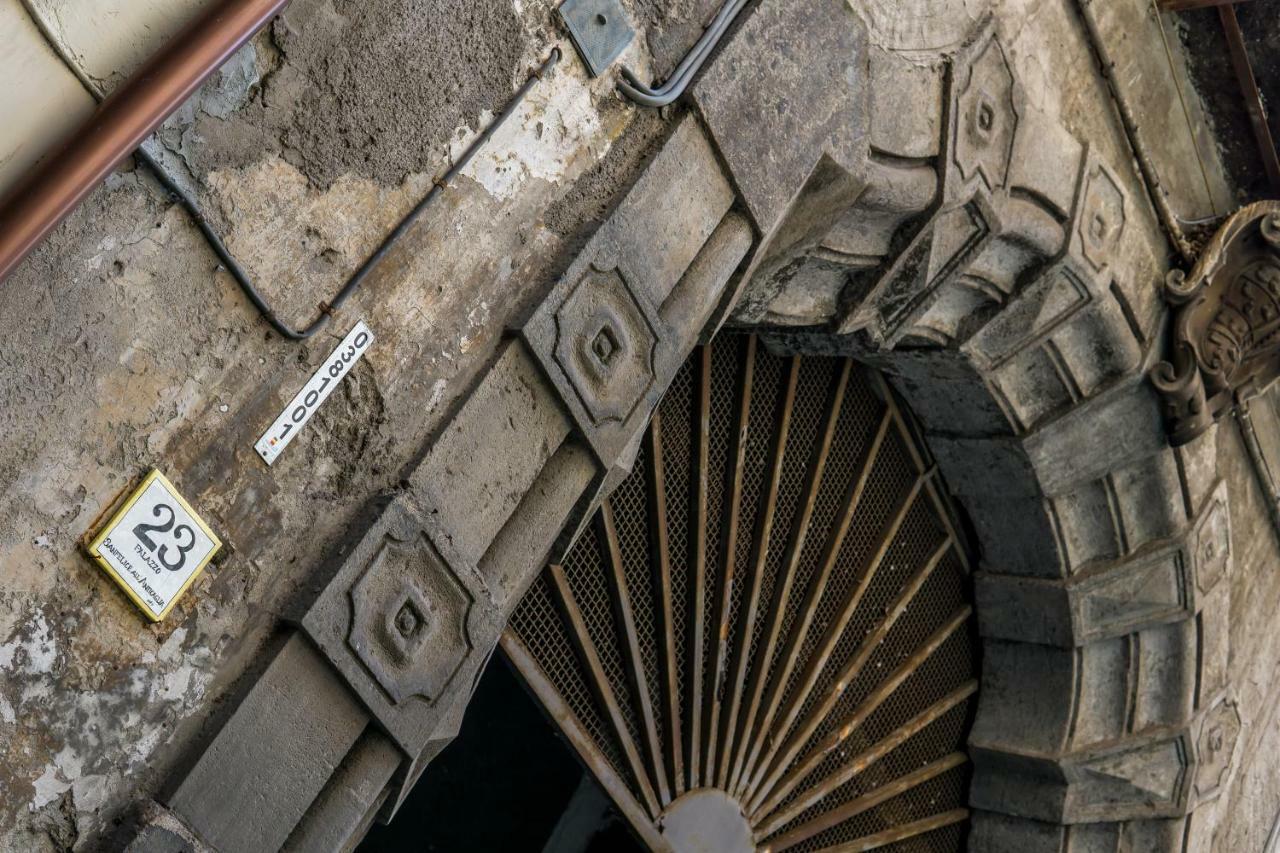Domus Sanfelice Suite Napoli Bagian luar foto
